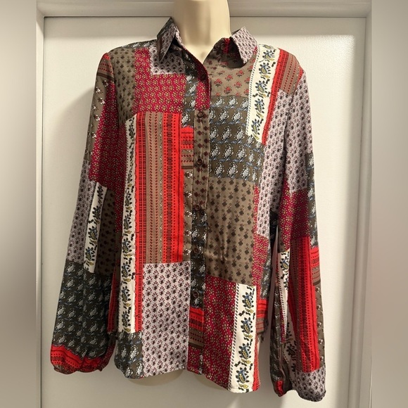 Bucketlist Boho Bandana Print Top Red Gray Brown Shirt Small - Picture 4 of 16